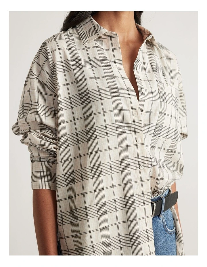 Kim Oversized Shirt image 3