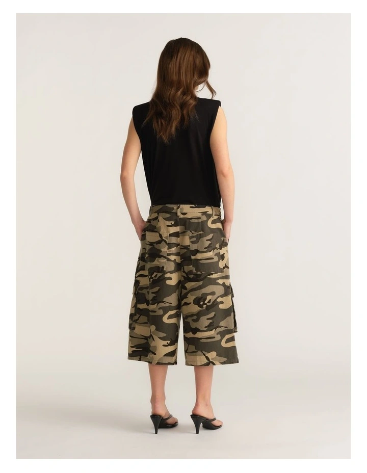 D-Luxe Camo Cargo Shorts image 2