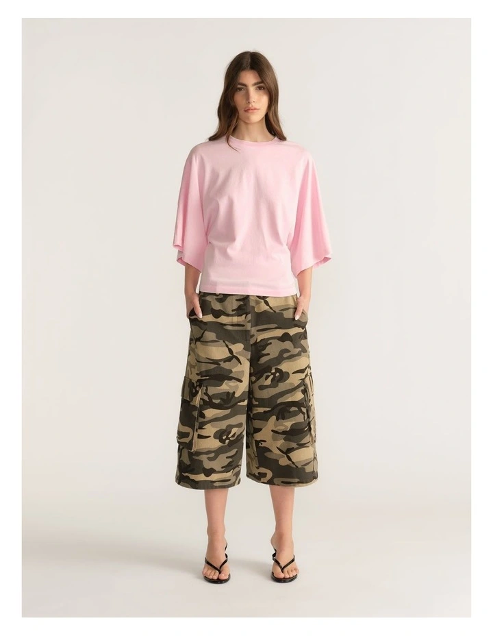 D-Luxe Slouch Tee image 1