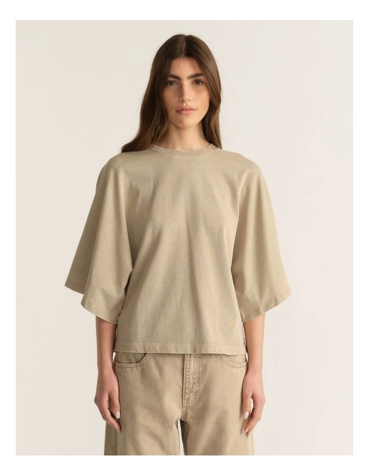 D-Luxe Slouch Tee image 4