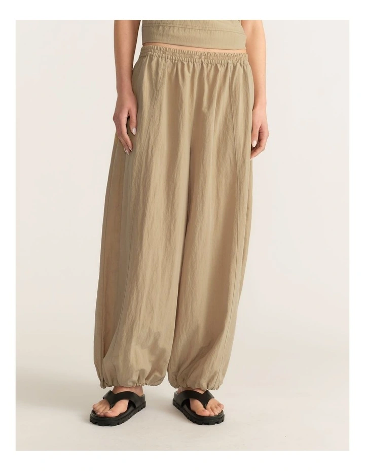 D-Luxe Balloon Pants image 4