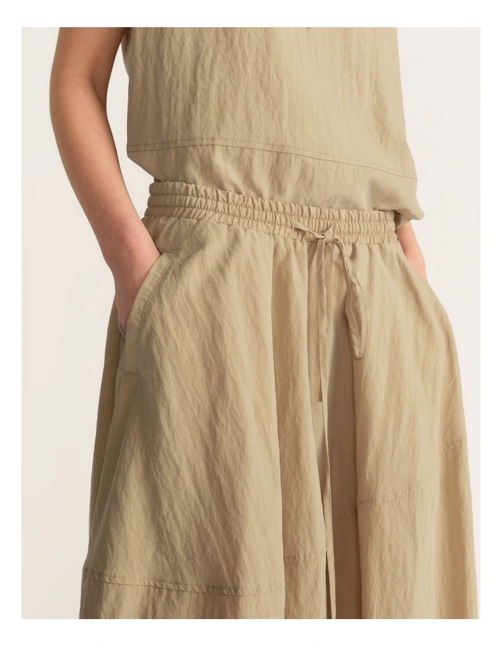 D-Luxe Seam Midi Skirt image 3