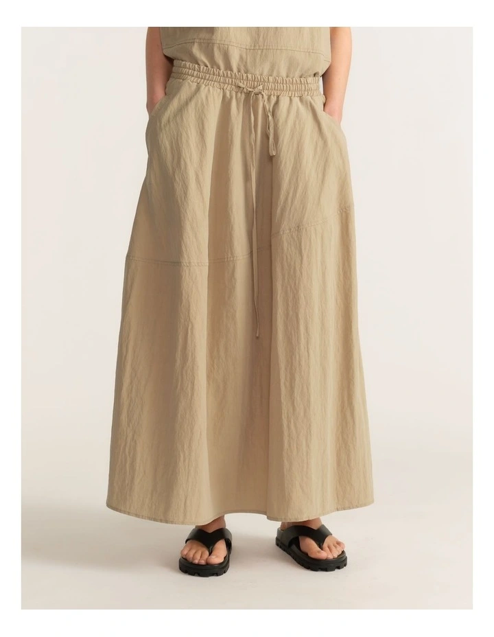D-Luxe Seam Midi Skirt image 4