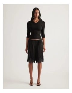 Flynn Fitted V Neck 3/4 Sleeve