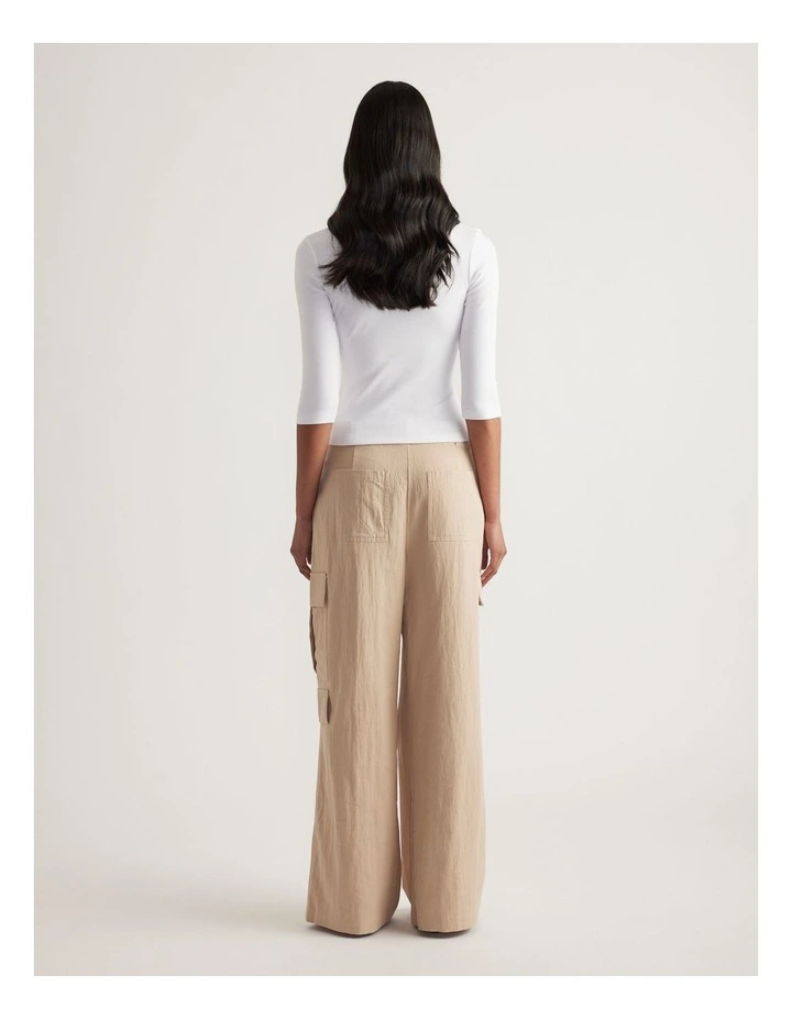 Flynn Fitted V Neck 3/4 Sleeve image 2