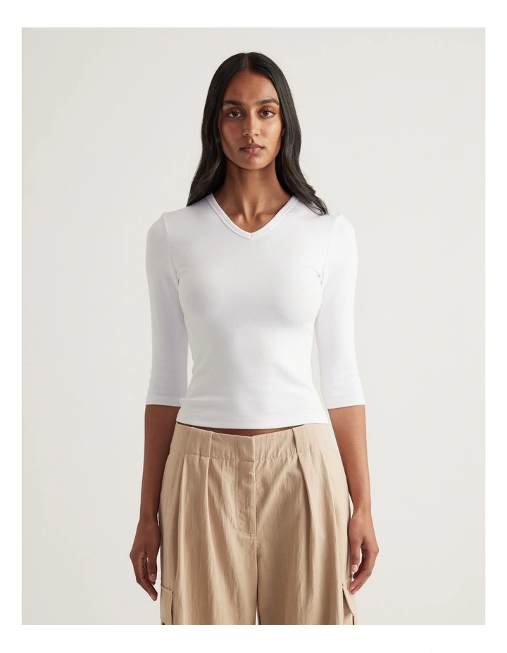 Flynn Fitted V Neck 3/4 Sleeve image 4
