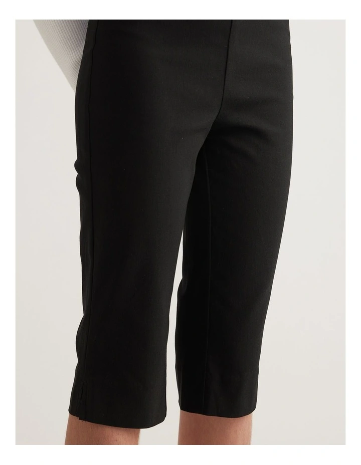 Girls Zoe Capri Pant image 3