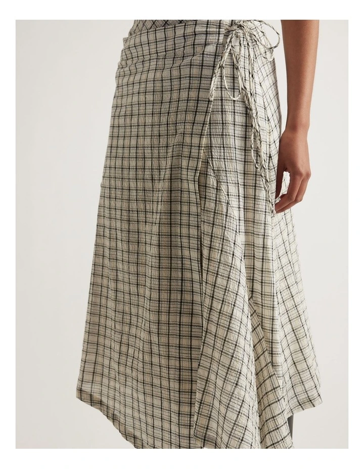Scarlet Handkerchief Skirt image 3