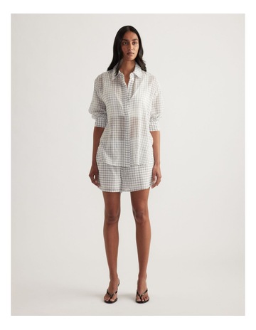White Check colour
