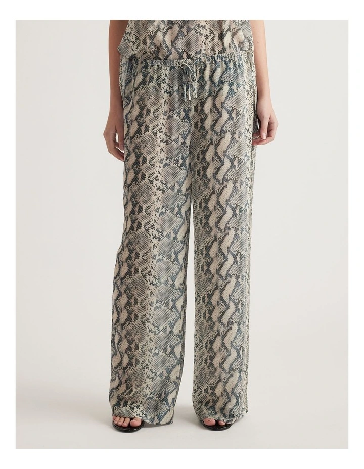 Clare Yoryu Pant image 4