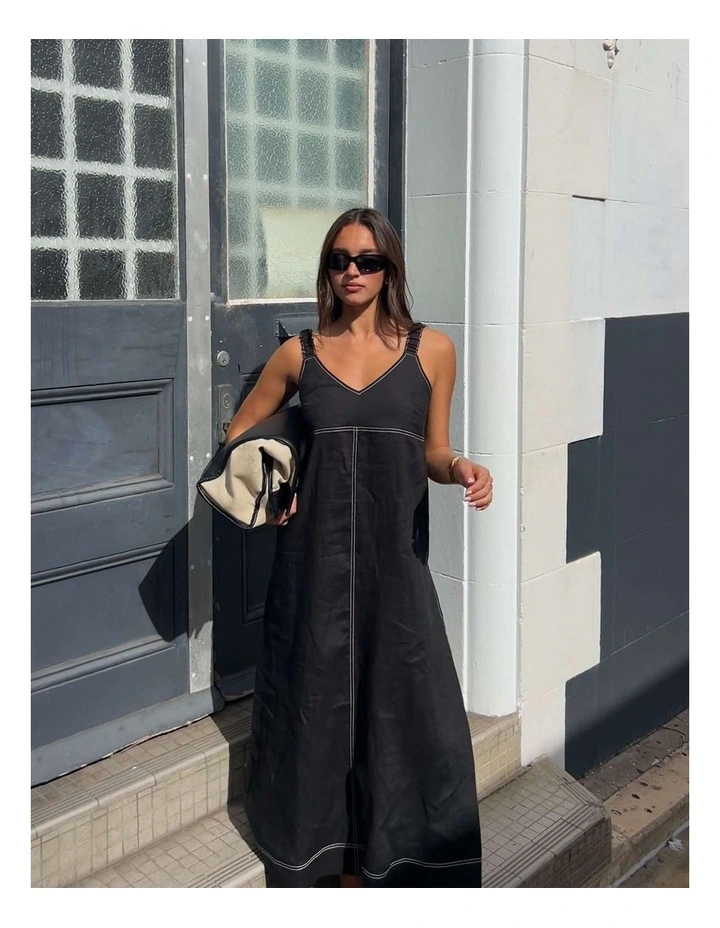 Sara Linen Midi Dress in Black image 6