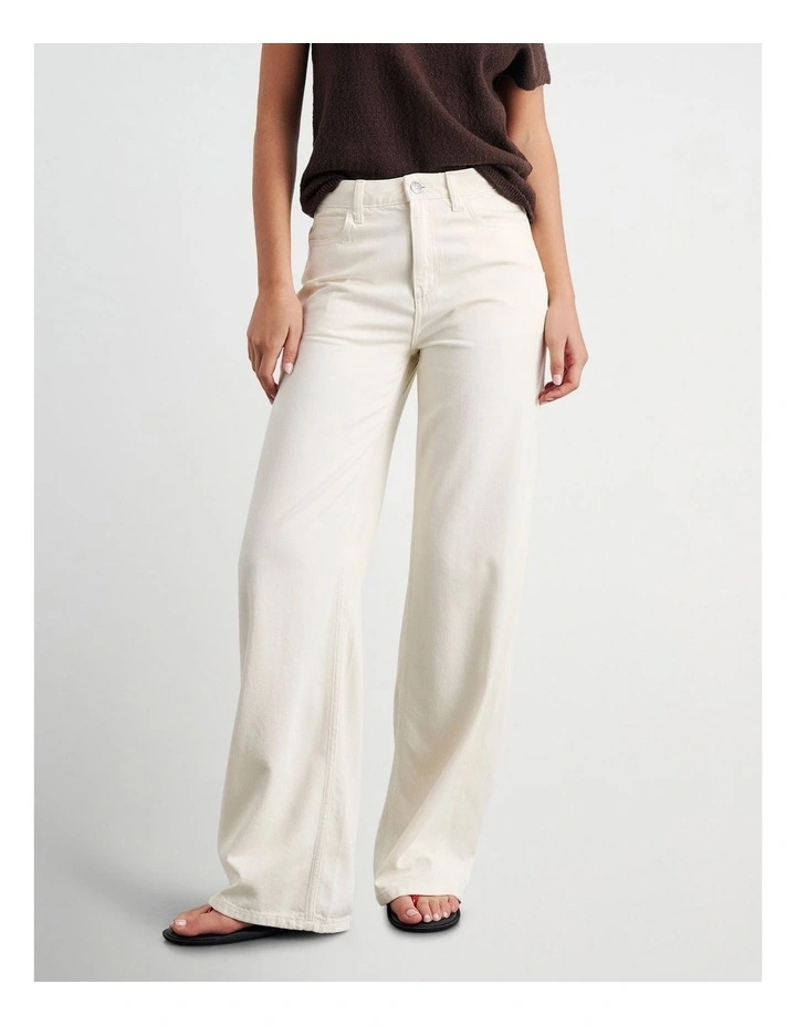 Loe Mid Rise Straight Jean in Cream image 1