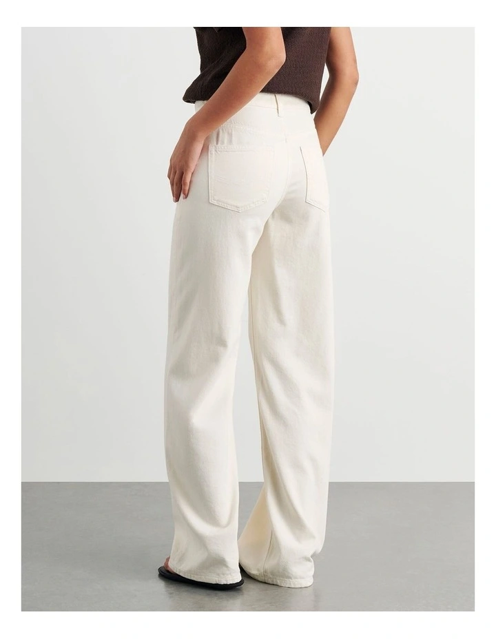 Loe Mid Rise Straight Jean in Cream image 2