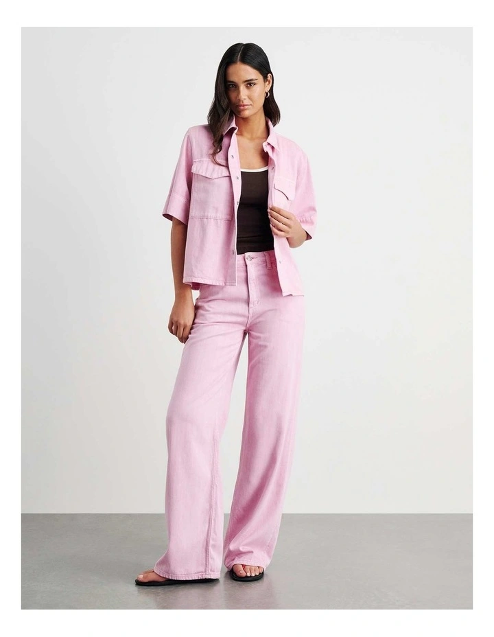 Loe Mid Rise Straight Jean in Pink image 3