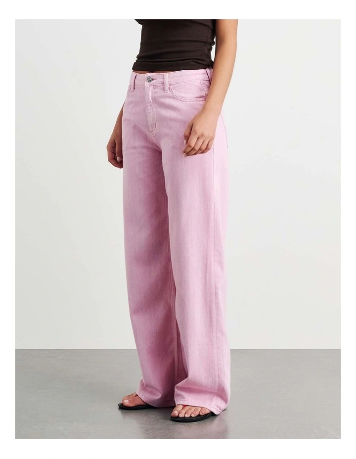 Loe Mid Rise Straight Jean in Pink image 5