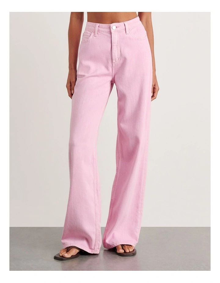 Loe Mid Rise Straight Jean in Pink image 6