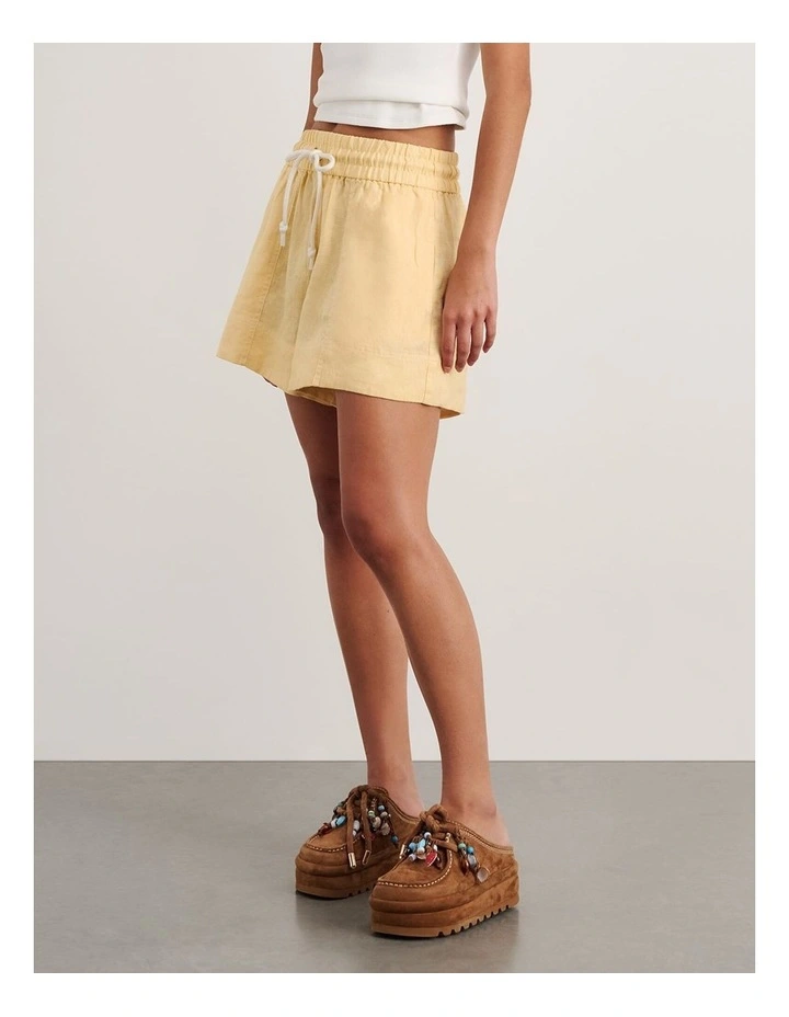 Gigi Linen Pull On Short in Yellow image 3
