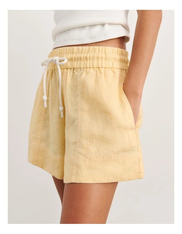Gigi Linen Pull On Short in Yellow image 7