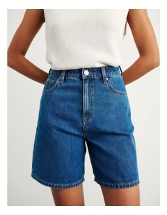 Camron Denim Mid Rise Short in Blue Wash