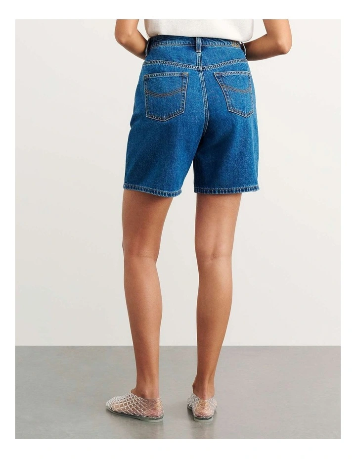 Camron Denim Mid Rise Short in Blue Wash image 3