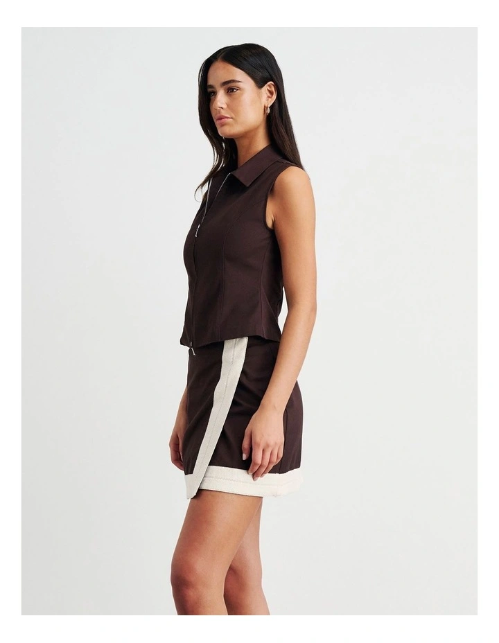 Canvas Sleeveless Shirt in Brown image 4