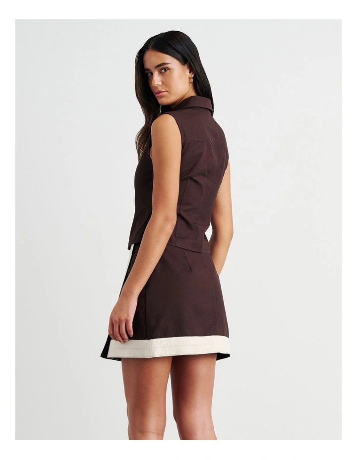 Canvas Sleeveless Shirt in Brown image 5