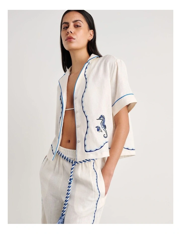 Seahorse Crop Short Sleeve Shirt in White image 6