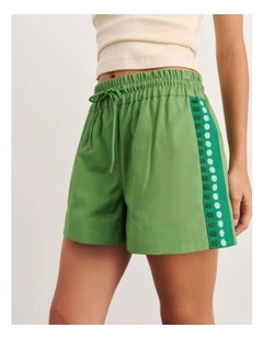 Canvas Contrast Short in Green