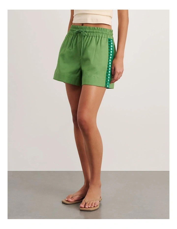 Canvas Contrast Short in Green image 5