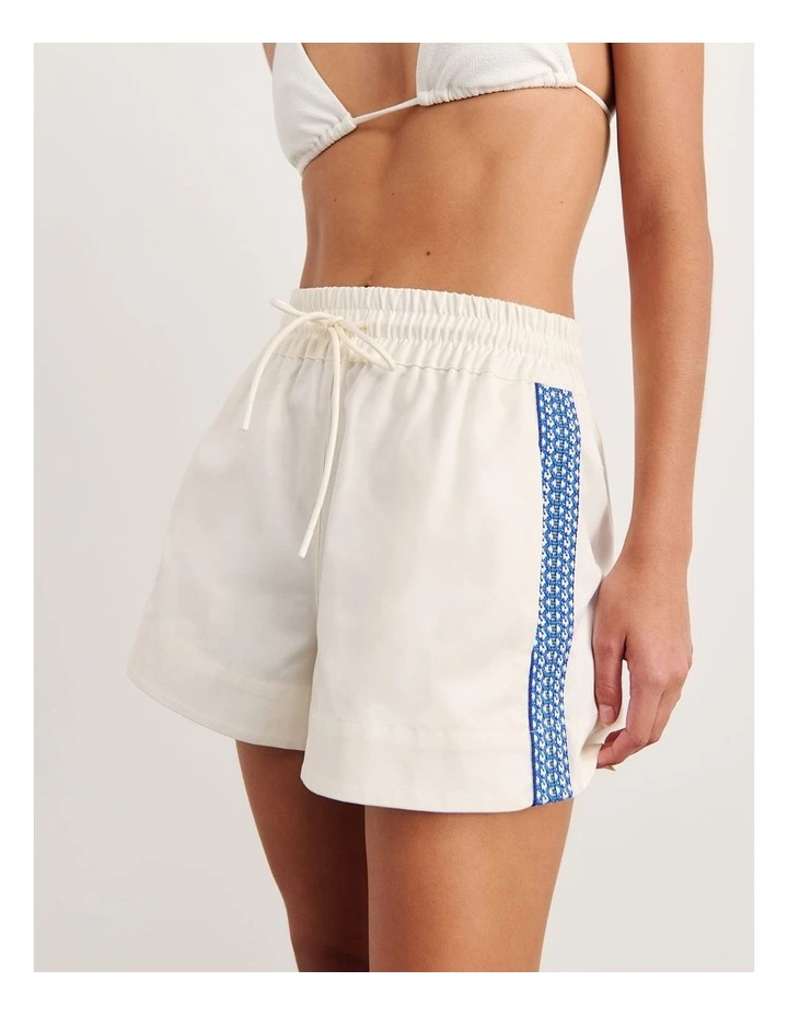 Canvas Contrast Short in Cream image 1