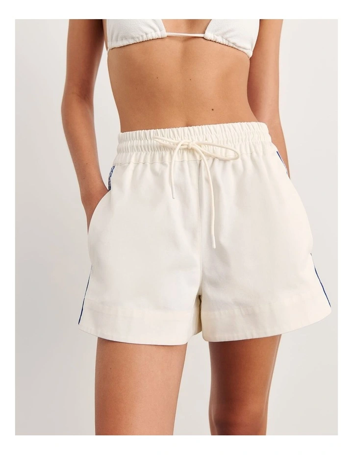 Canvas Contrast Short in Cream image 6