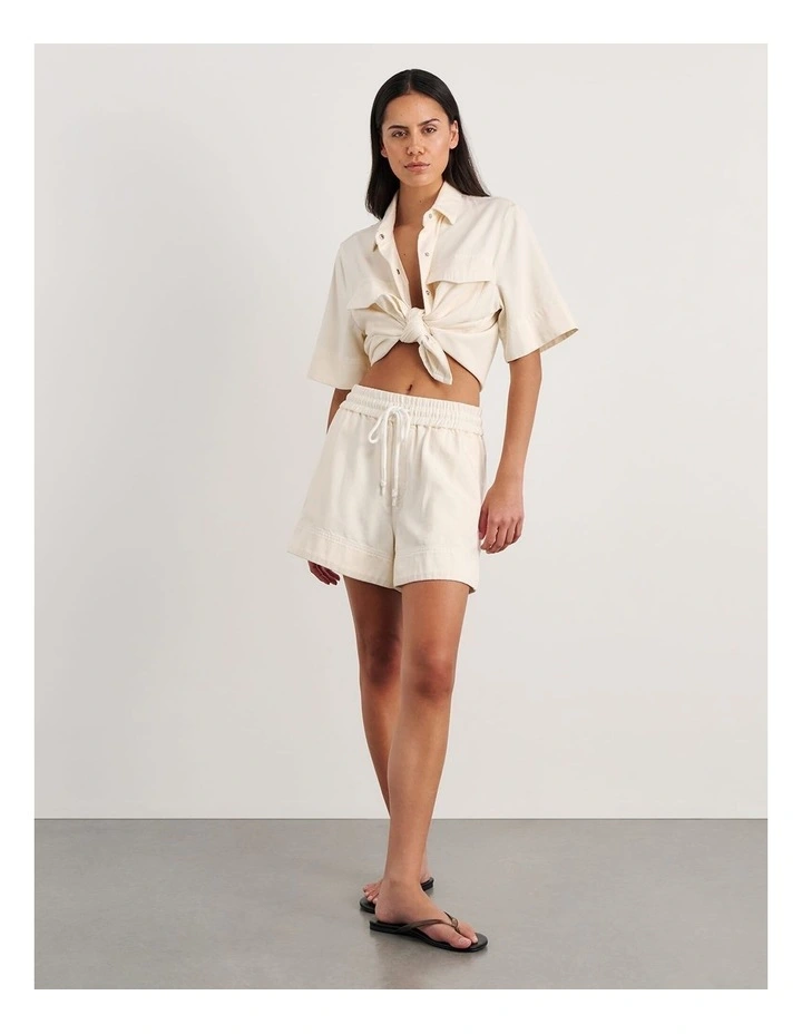 Loe Denim Pull On Short in Cream image 6