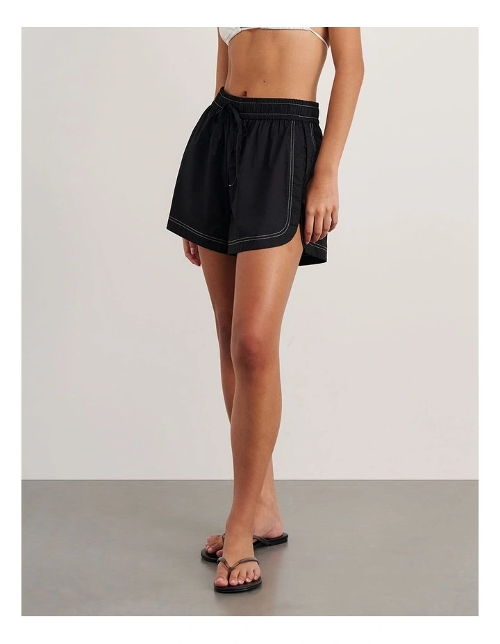Eden Cotton Relaxed Short in Black image 3