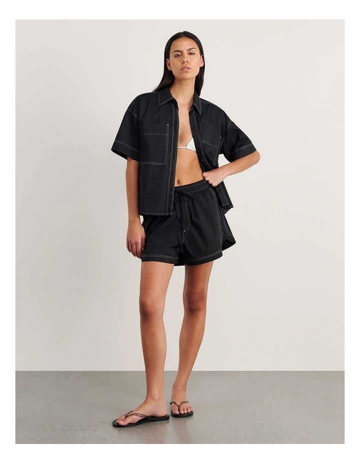 Eden Cotton Relaxed Short in Black image 4