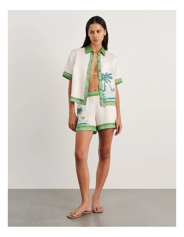 Sunlounger Elastic Shorts in Beige image 4