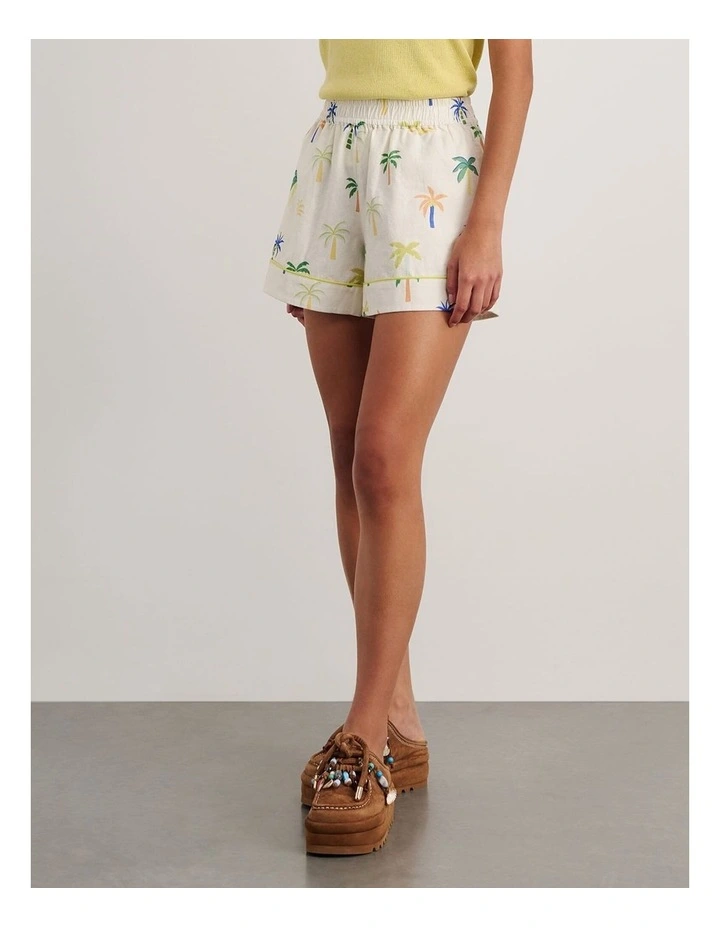 Palm Pull On Shorts in Beige image 3