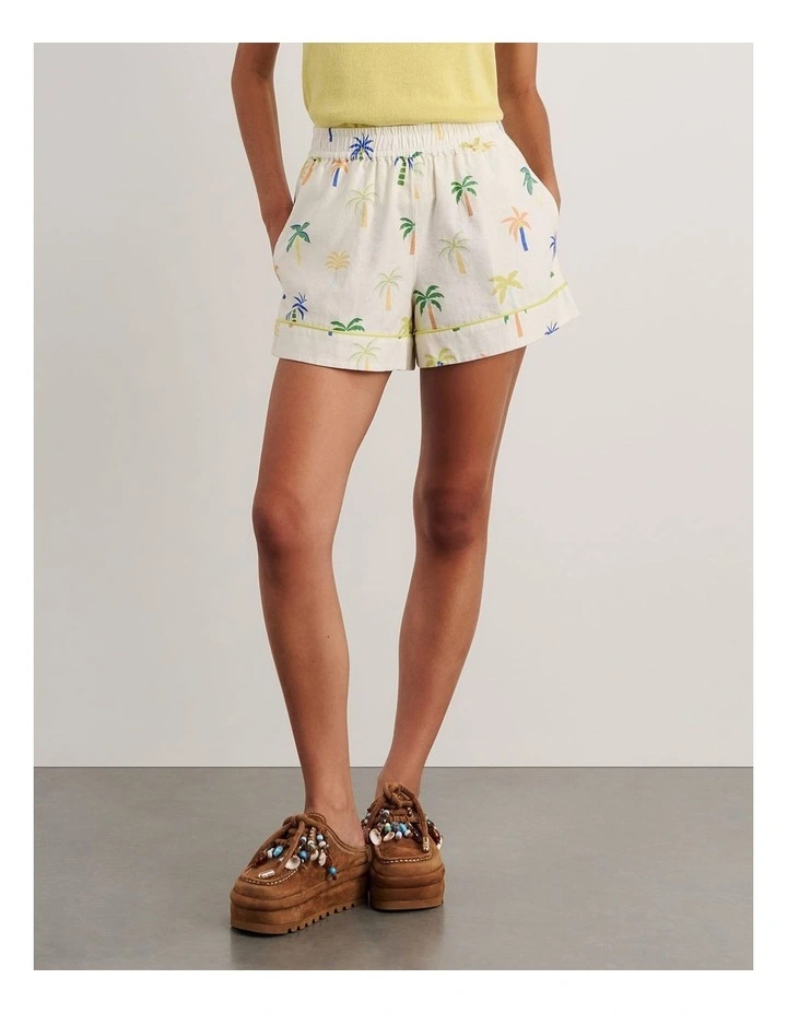 Palm Pull On Shorts in Beige image 5