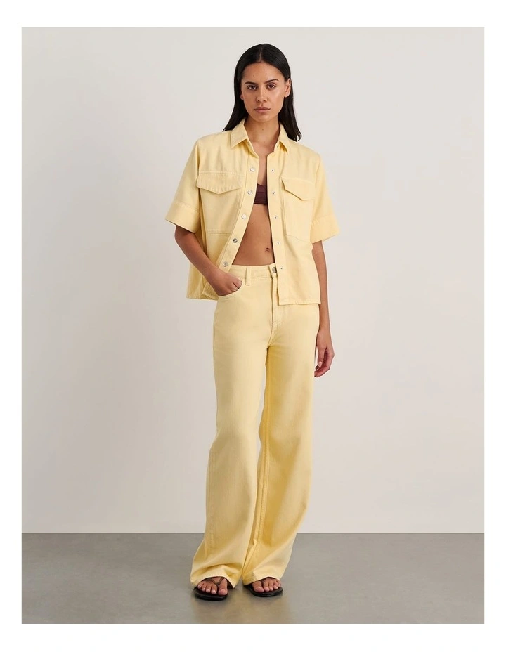 Loe Mid Rise Straight Jean in Yellow image 4