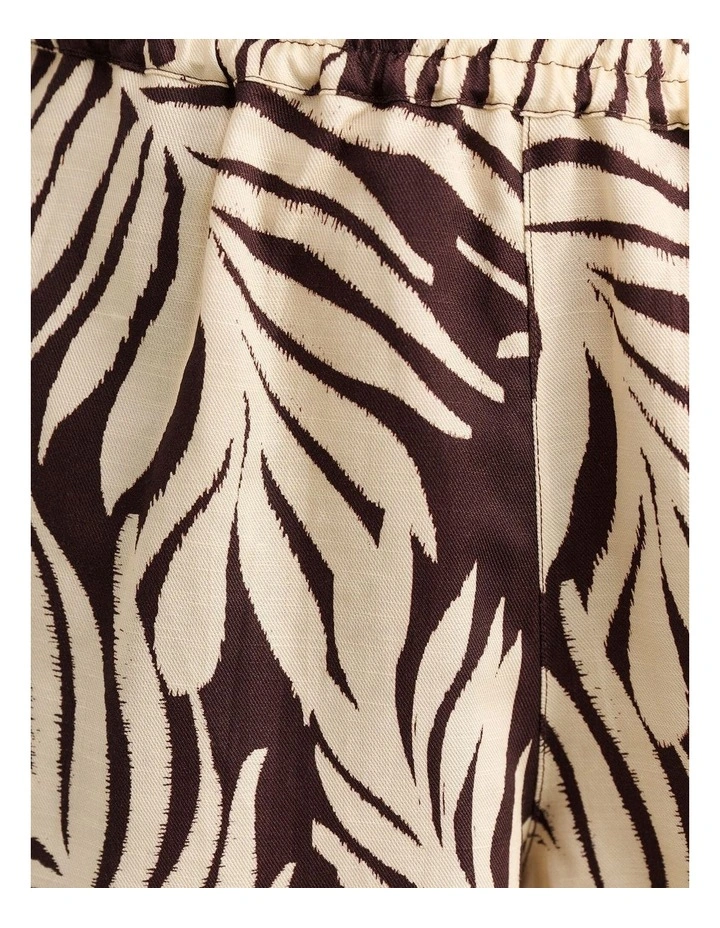 Roam Pull On Short in Multi image 6