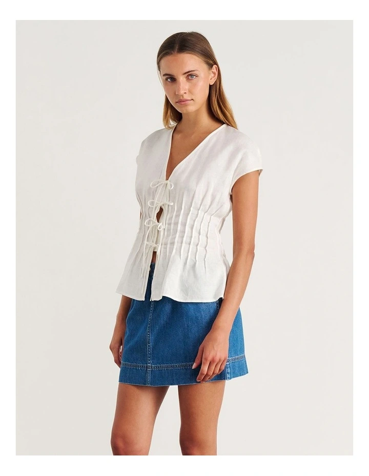 Delphine Pintuck Linen Blouse in White image 3
