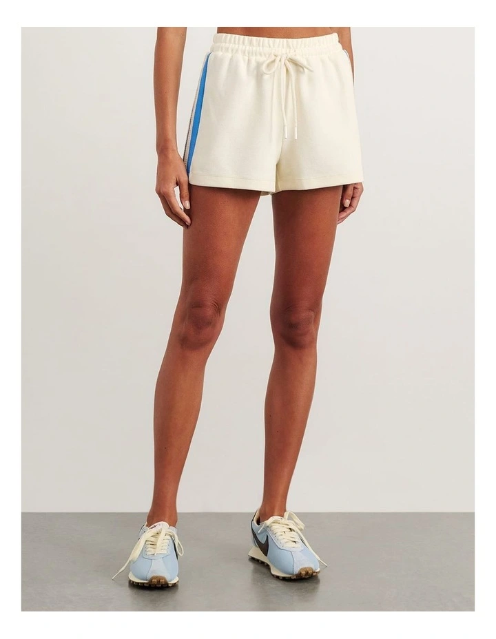 Leonie Short in White image 5