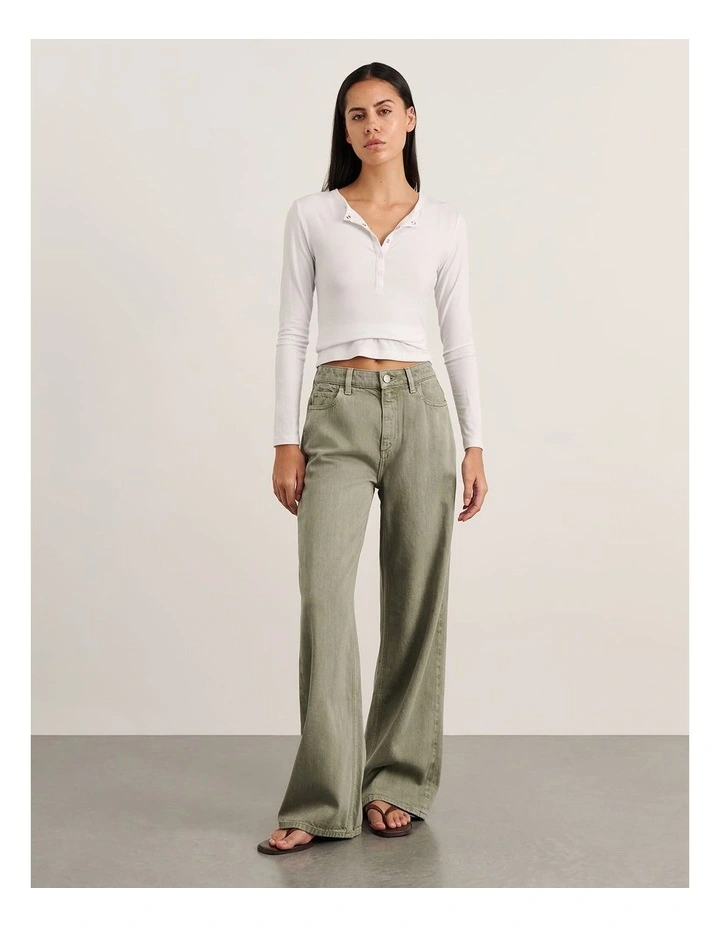 Loe Mid Rise Straight Jean image 5