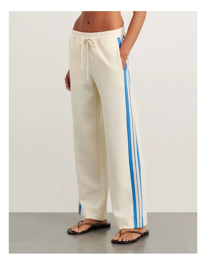 Leonie Pant in Milk image 3