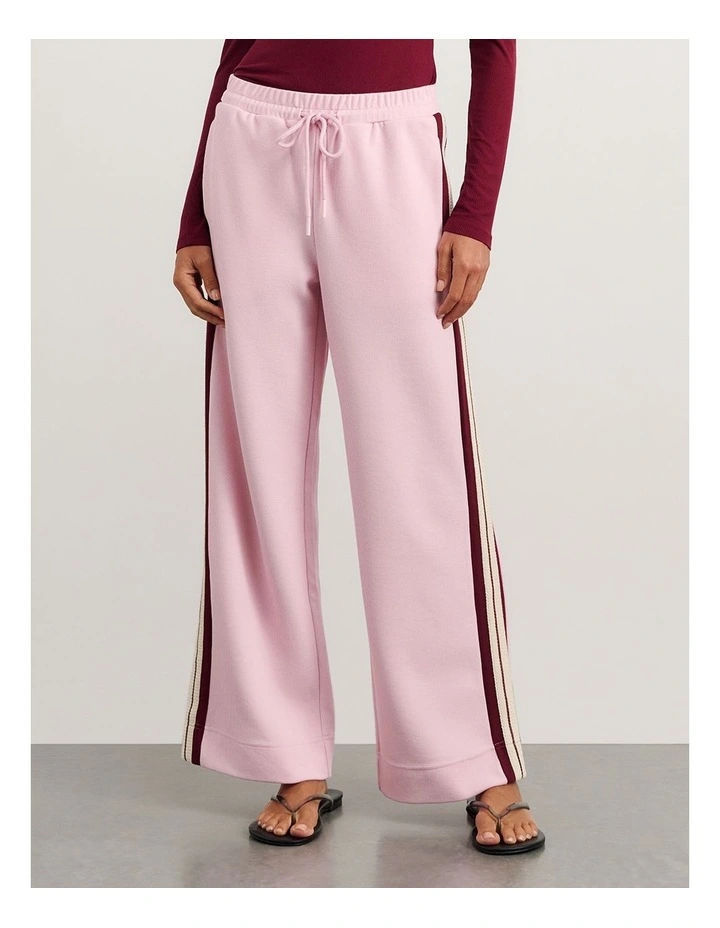 Leonie Pant in Pink image 5