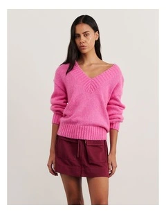 Lily V Neck Knit Jumper in Peony