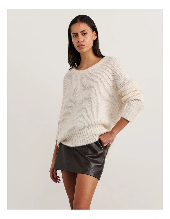 Lily Scoop Knit image 3