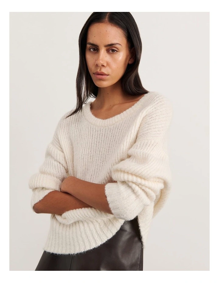 Lily Scoop Knit image 4