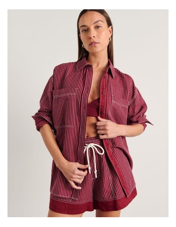 IVORY/BURGUNDY colour