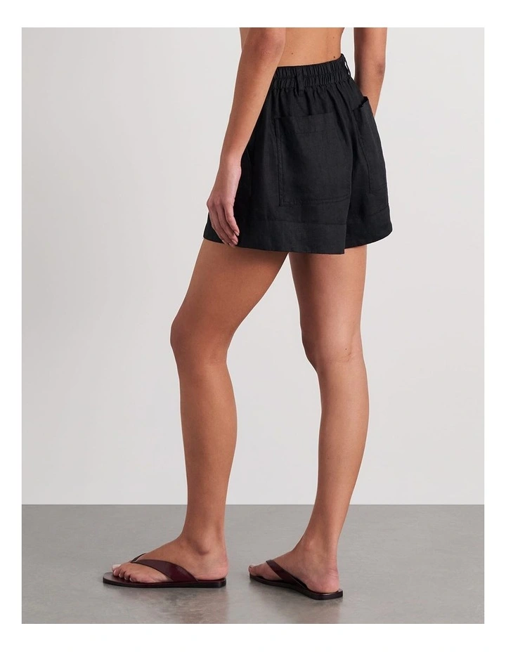 Zuri Short image 2
