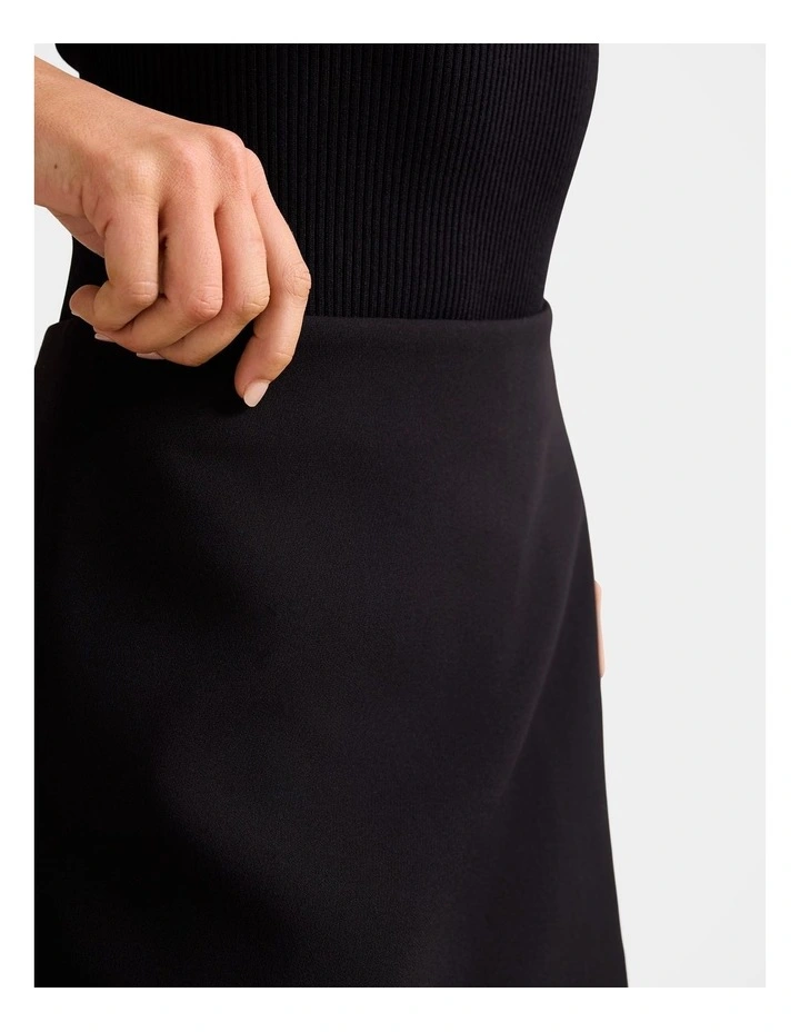 Zahlia Mini Skort in Black image 4